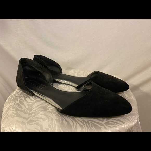 Forever 21 Black Flats - Picture 5 of 7